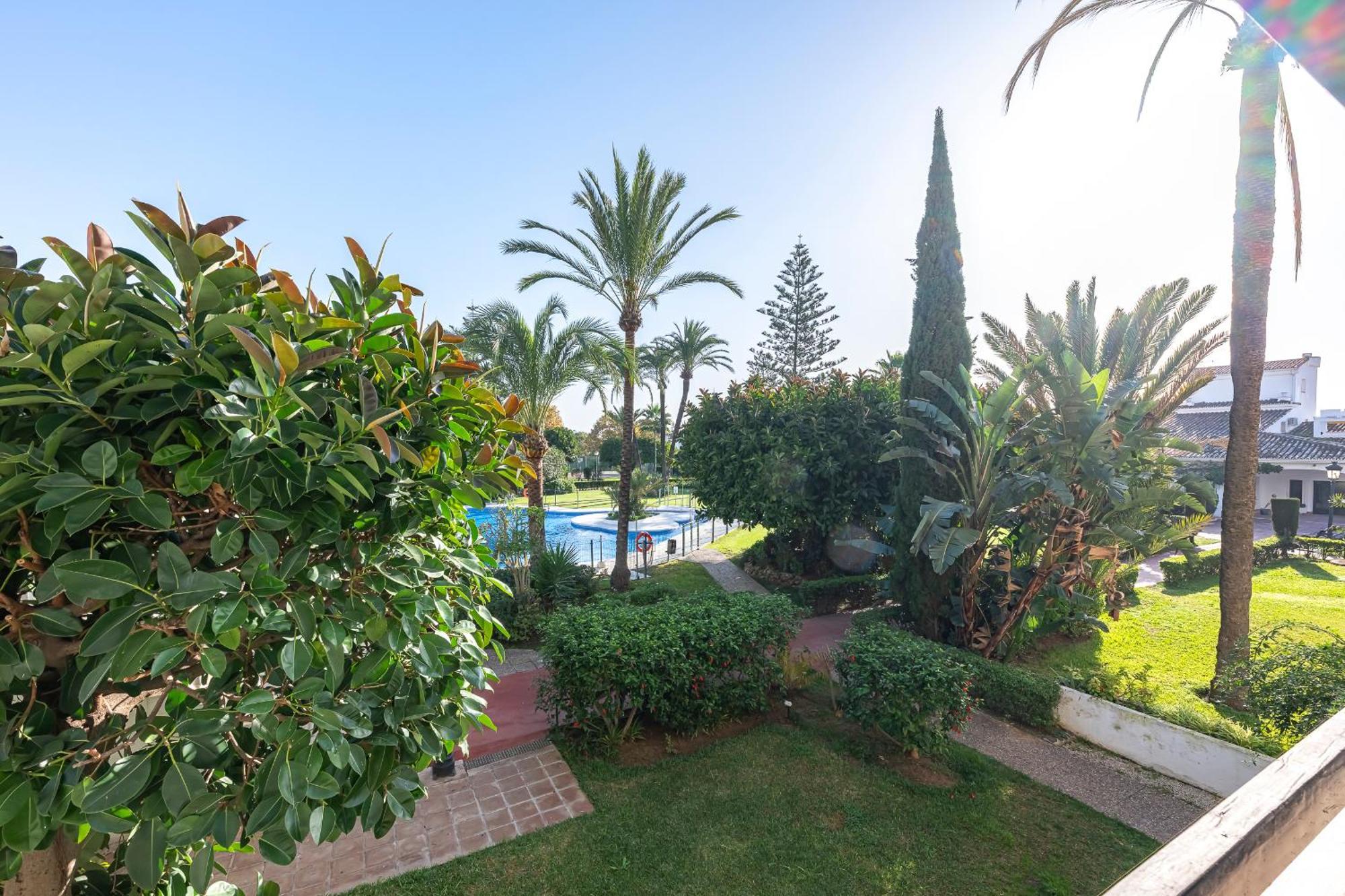 ✺fenomenal Estudio En Milla De Oro✺piscina✺parking Apartment